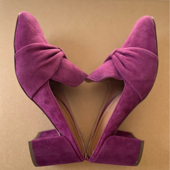 Vionic Presley Mule Pumps - Picture 14 of 14